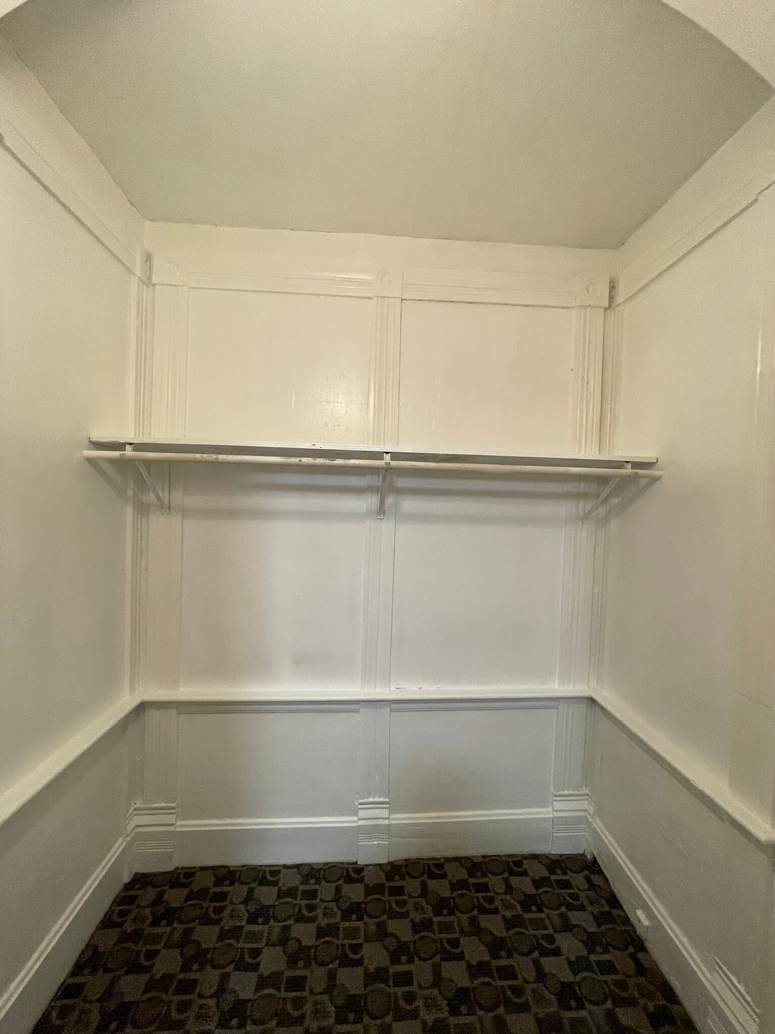 Building Photo - 622 Jefferson St Apt A