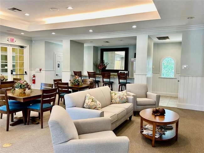 Building Photo - 5001 Baraldi Cir