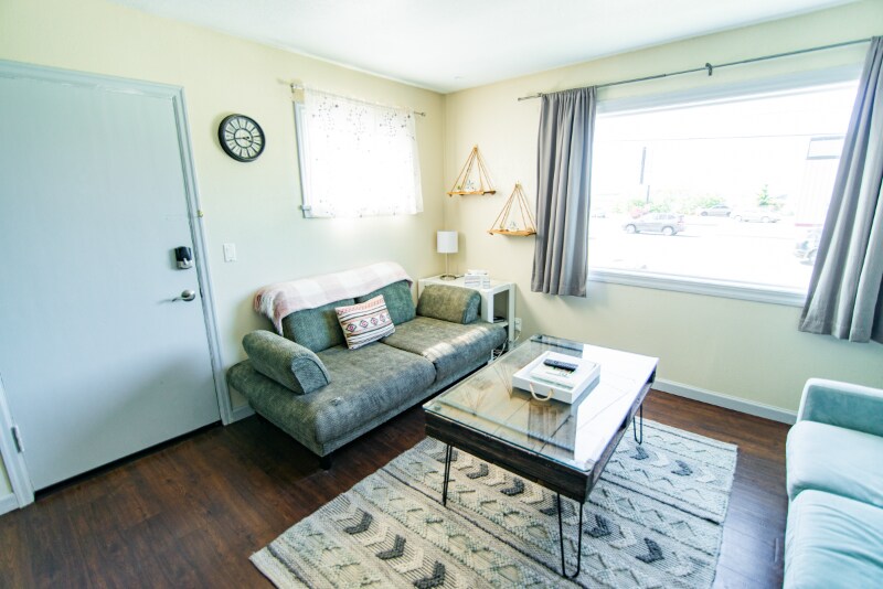 Building Photo - 461 W Marine Dr