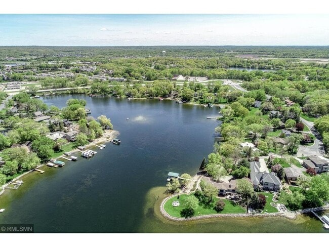 Building Photo - 14684 Cove Ave SE