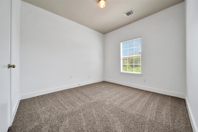 Building Photo - 11920 Princess Garden Way