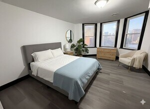 Building Photo - 910 S 18th St