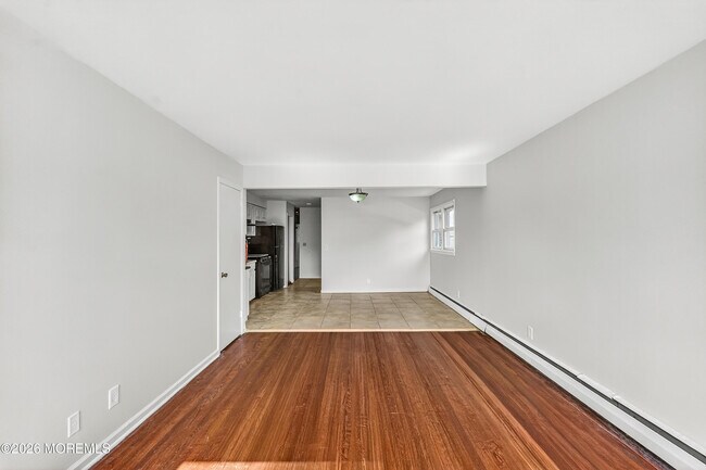 Building Photo - 217 Orange Ave