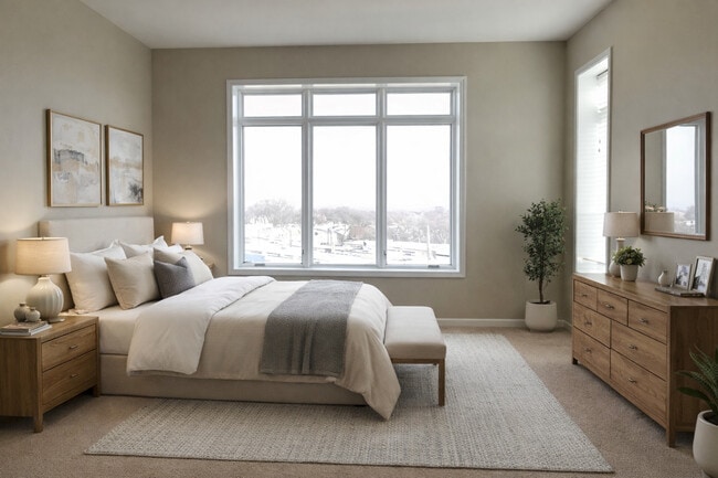 Building Photo - 5036 W Pensacola Ave