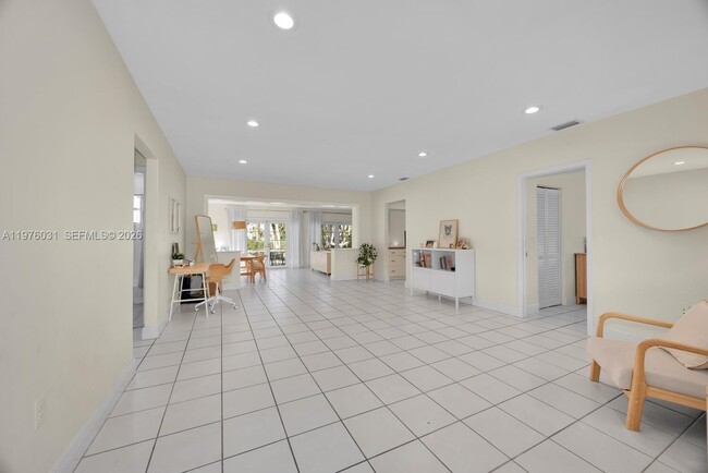 Building Photo - 8230 SW 63rd Pl