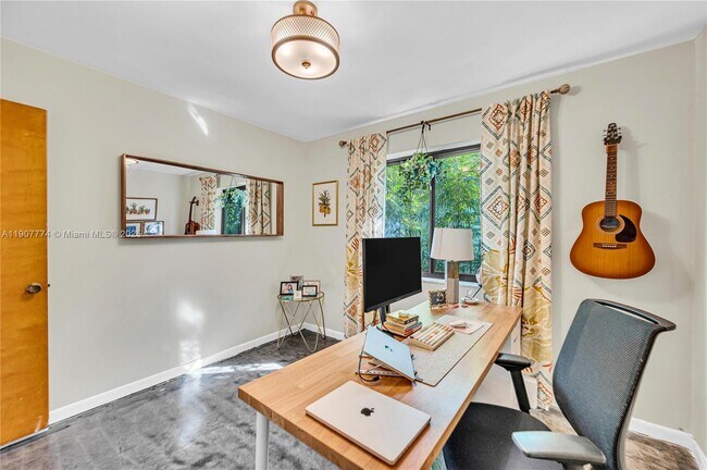 Building Photo - 2965 SW 25th Ter