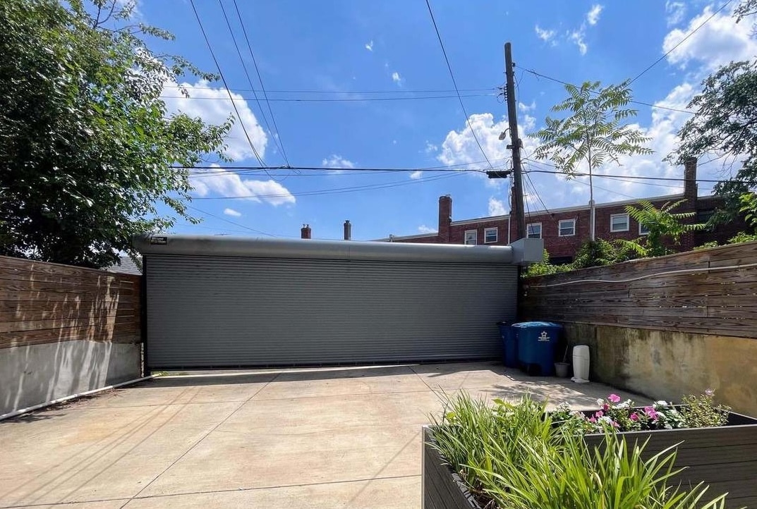 Garage - Dedicated Parking $75/mo - 1355 Bryant St NE