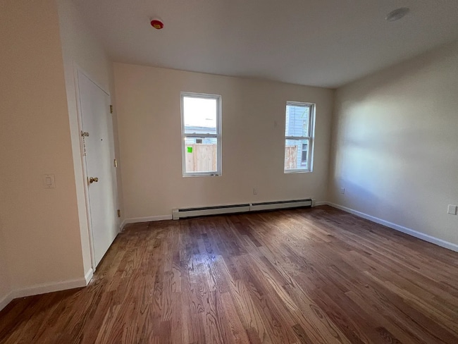 Building Photo - 500 Central Ave