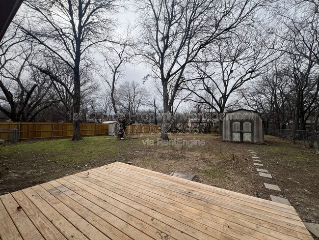 Building Photo - 5929 Gayle Dr