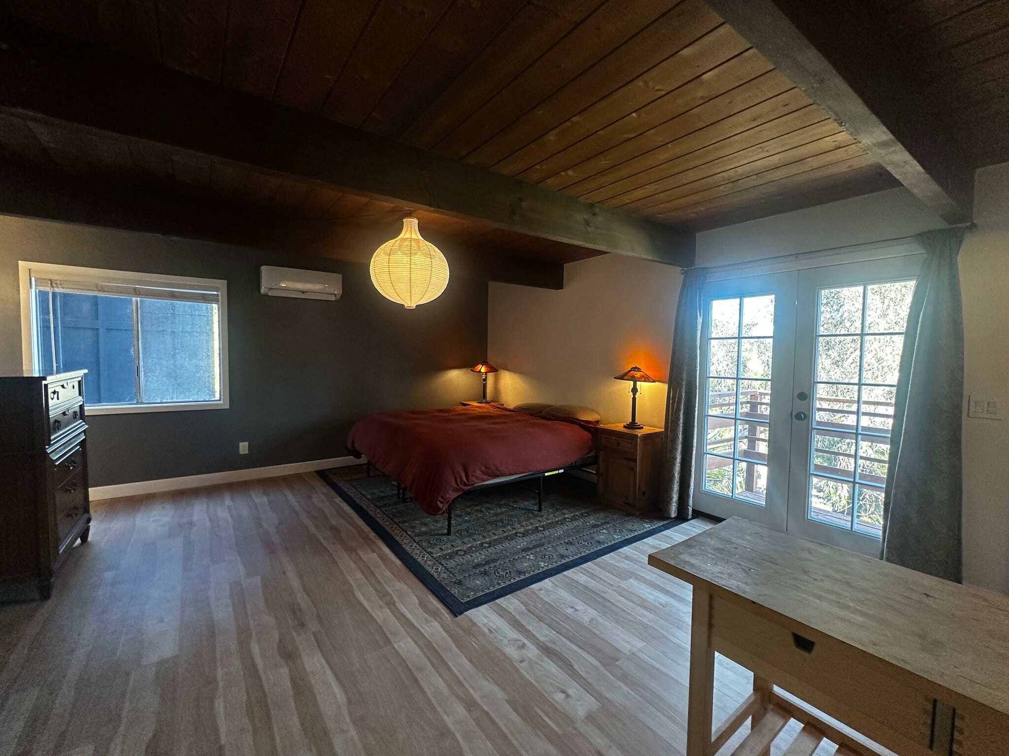 Building Photo - 9349 Riverview Ave