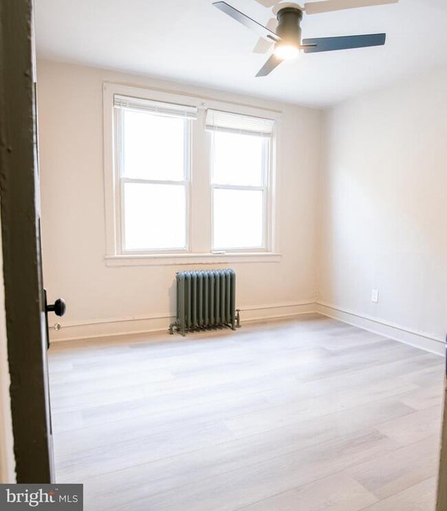 Building Photo - 5446 W Berks St