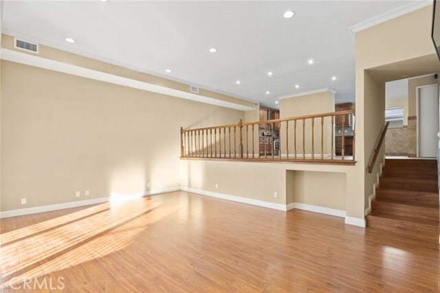 Building Photo - 5242 Lindley Ave