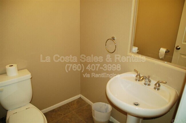Building Photo - 1139 Calistoga Way