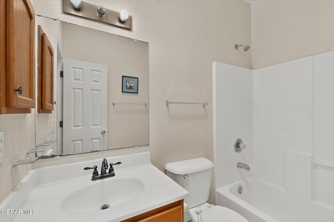 Building Photo - 14224 Desert Ash Dr
