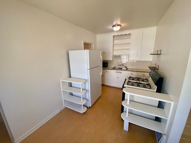 Building Photo - 5708 8th Ave NW