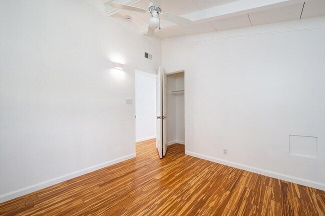 Building Photo - 14722 Candeda Pl