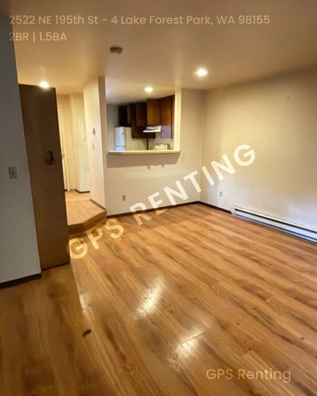 Building Photo - 2522 NE 195th St