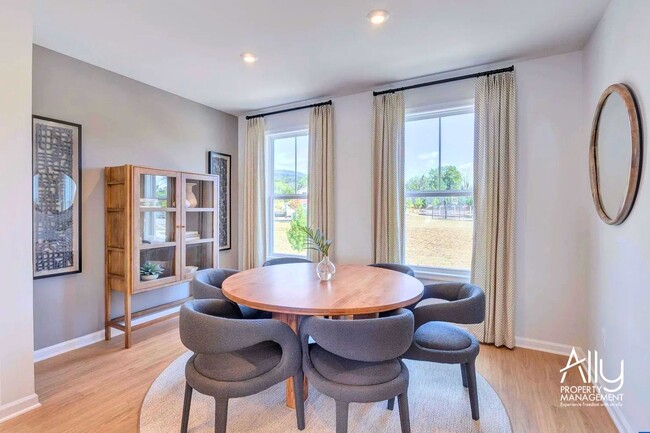 Building Photo - 4959 Lexi Ln