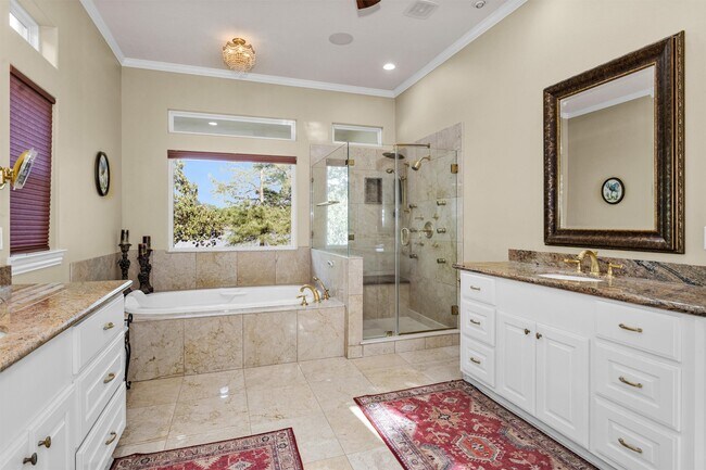 Building Photo - 1502 Wimbledon Dr