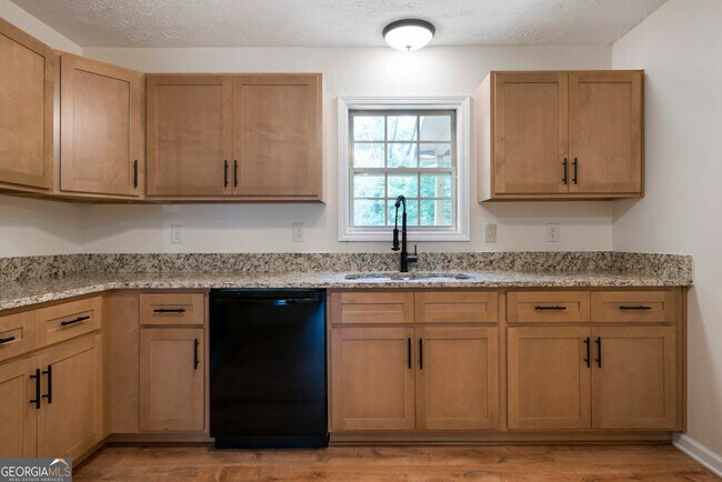 Building Photo - 4707 Glen Ridge Cir