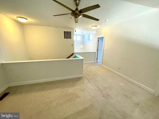 Building Photo - 906 Moorings Cir