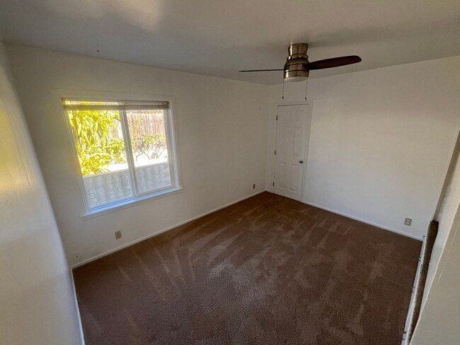 Building Photo - Grapevine Rd 705