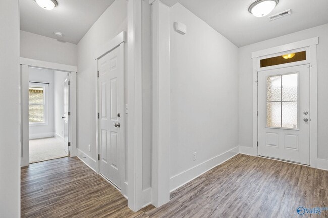 Building Photo - 6073 Thorntons Way Cir NW