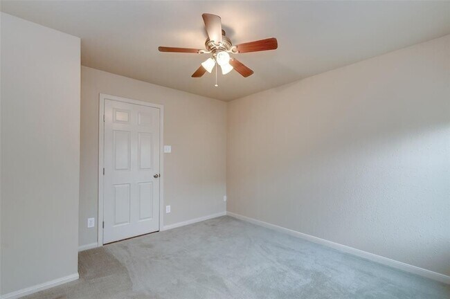 Building Photo - 14547 Gleaming Rose Dr