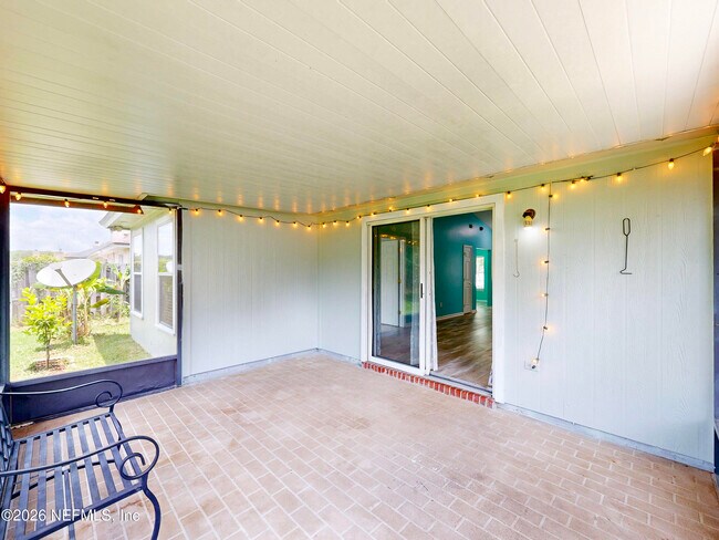Building Photo - 2084 Frogmore Dr