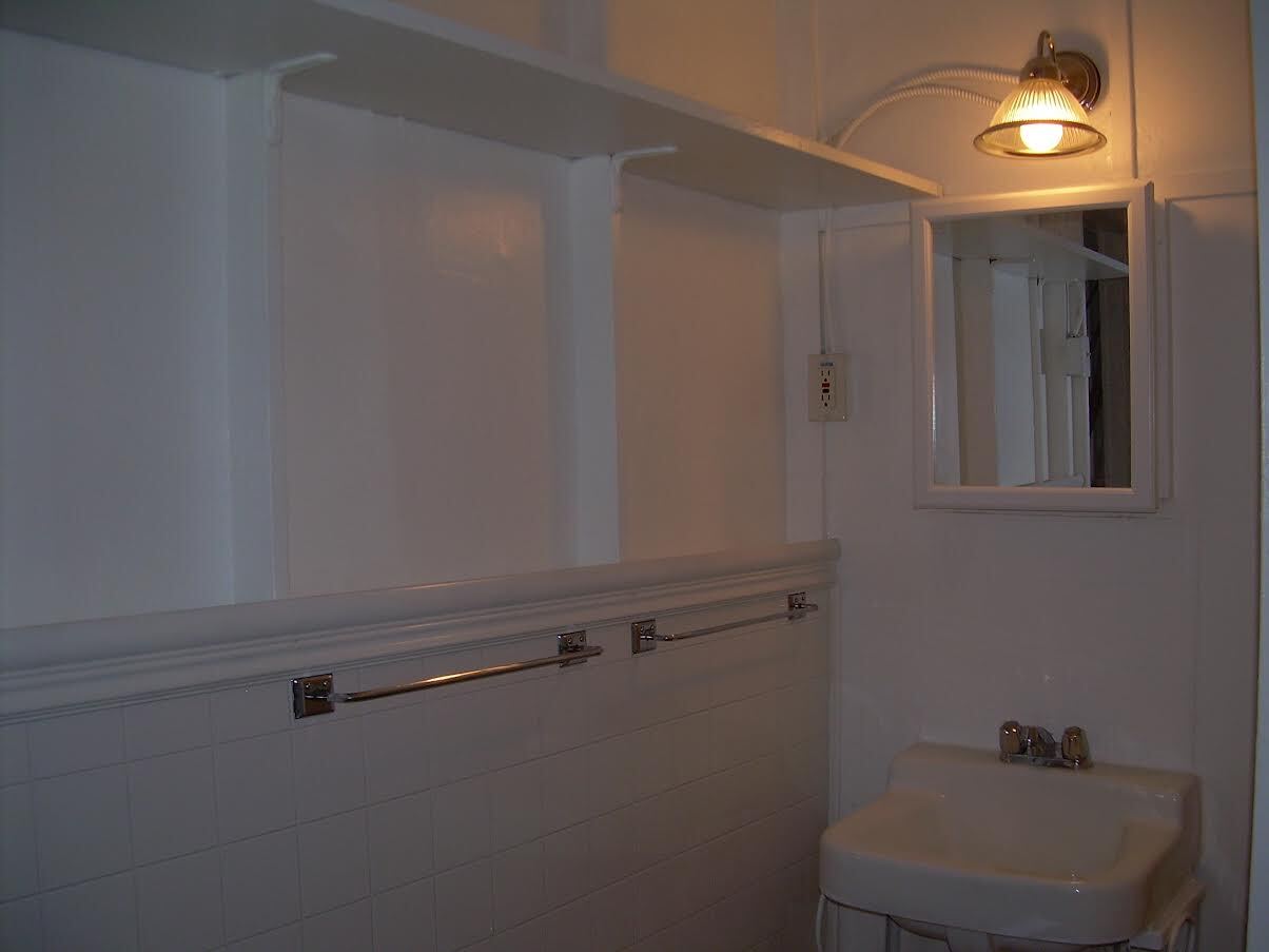 Building Photo - 5507 Reiger Ave
