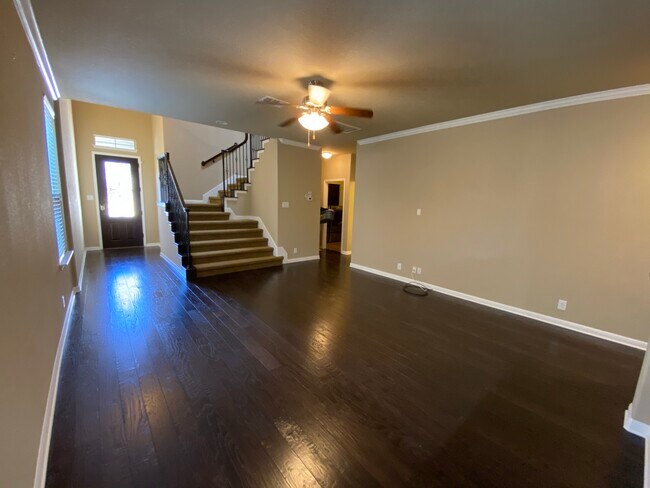 Building Photo - 7500 Colina Vista Loop