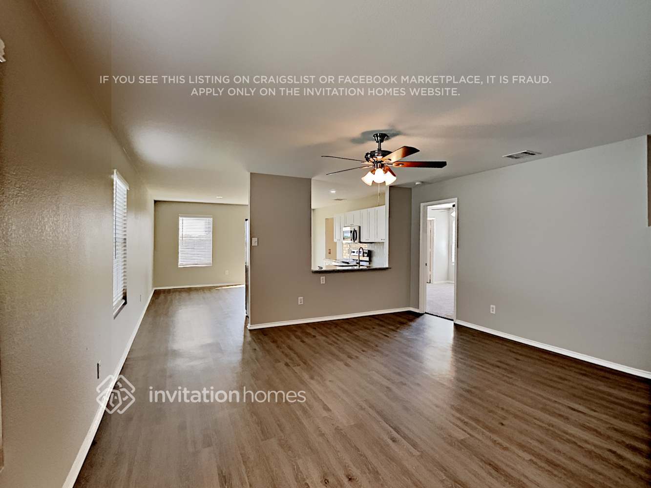 Building Photo - 1729 Vineridge Ln