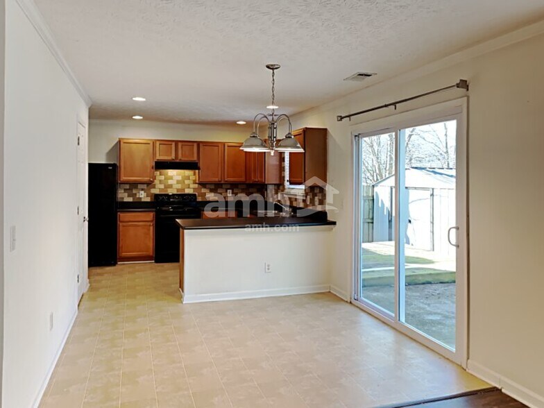 Building Photo - 218 Wild Flower Ln