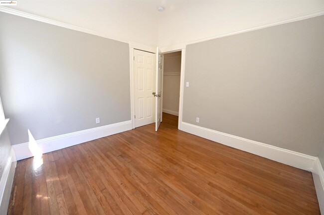 Building Photo - 685 37th St