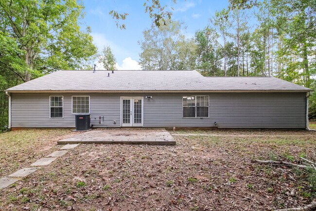 Building Photo - 235 Riverbrooke Terrace