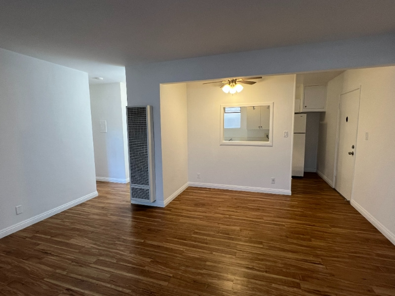 Building Photo - 244 5th St