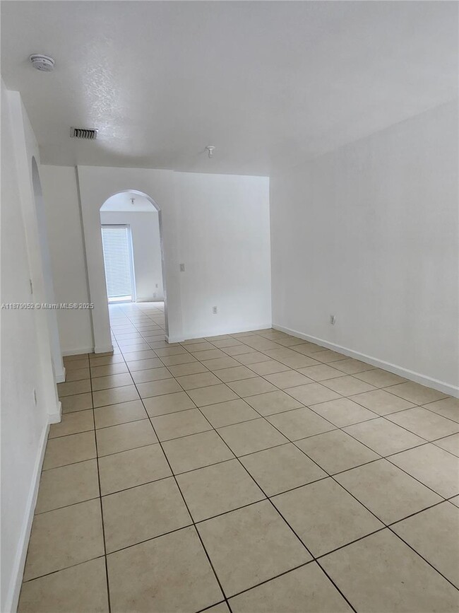 Building Photo - 16920 SW 95th St