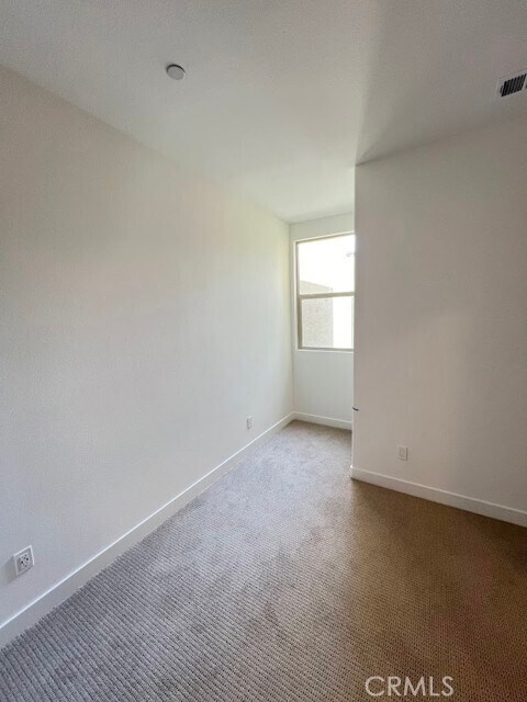 Building Photo - 435 Mullberry Pl