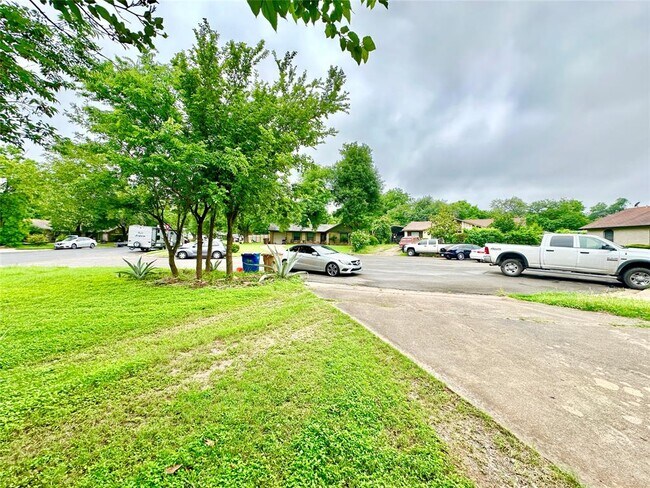 Building Photo - 5206 Regency Cove