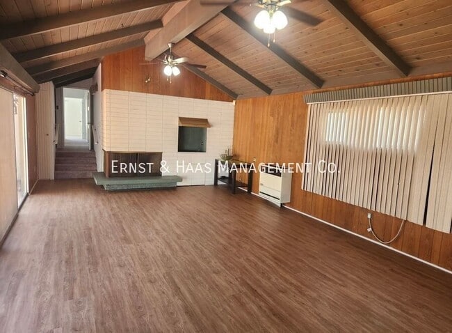 Building Photo - 1079 E Terrace Dr