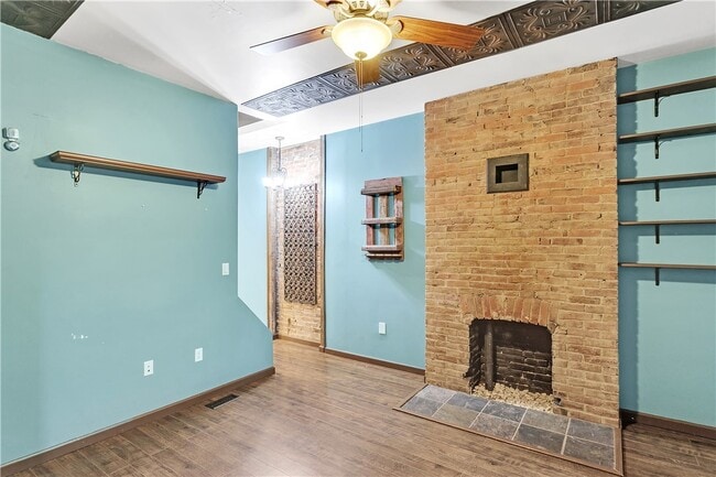 Building Photo - 297 42nd St