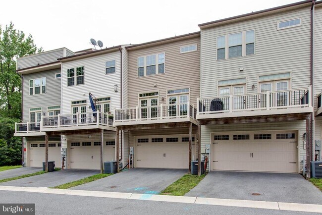 Building Photo - 7656 Telamon Wy