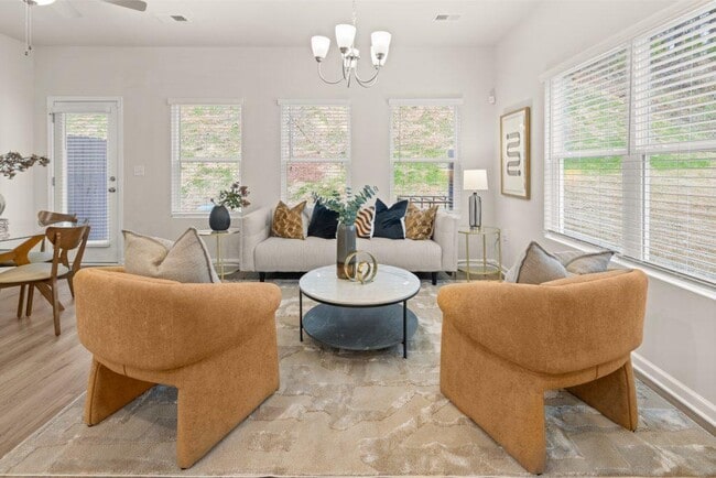 Building Photo - 4285 Notting Hill Dr SW
