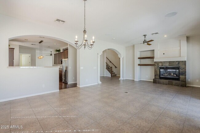 Building Photo - 2910 W Donatello Dr