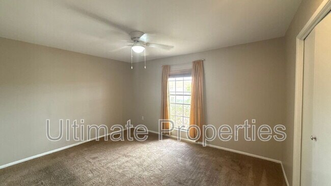 Building Photo - 10814 W Saratoga Cir