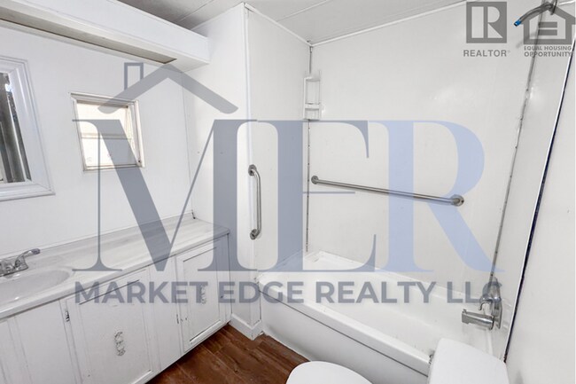 Building Photo - 2Bed/2Bath Mobile at Southern/Ellsworth Rd! No Application fee!