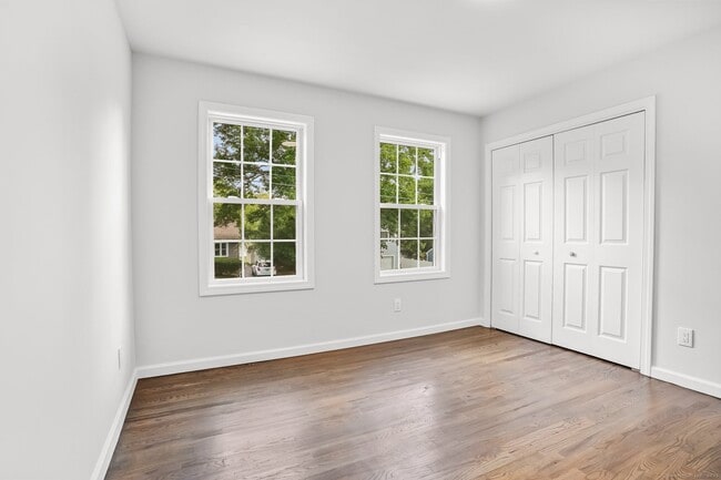 Building Photo - 75 Beecher Ave