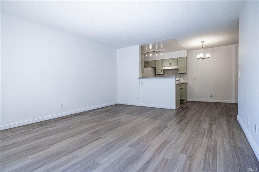 Building Photo - 20234 Cantara St