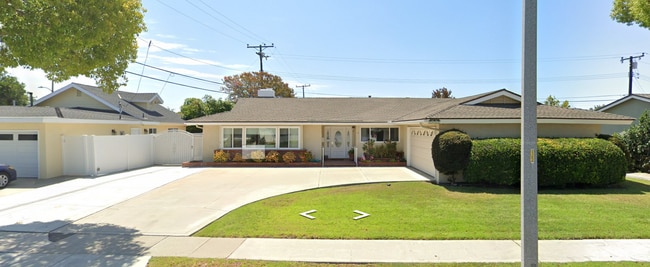 Fun of the house - 2954 Baker St