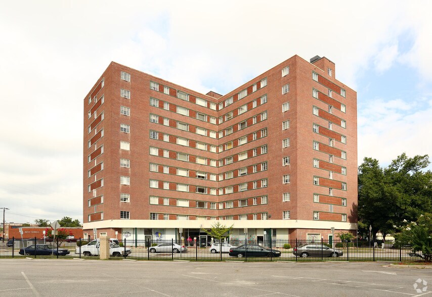 Maxwell House 1002 Greene St Augusta GA 30901 Apartment Finder